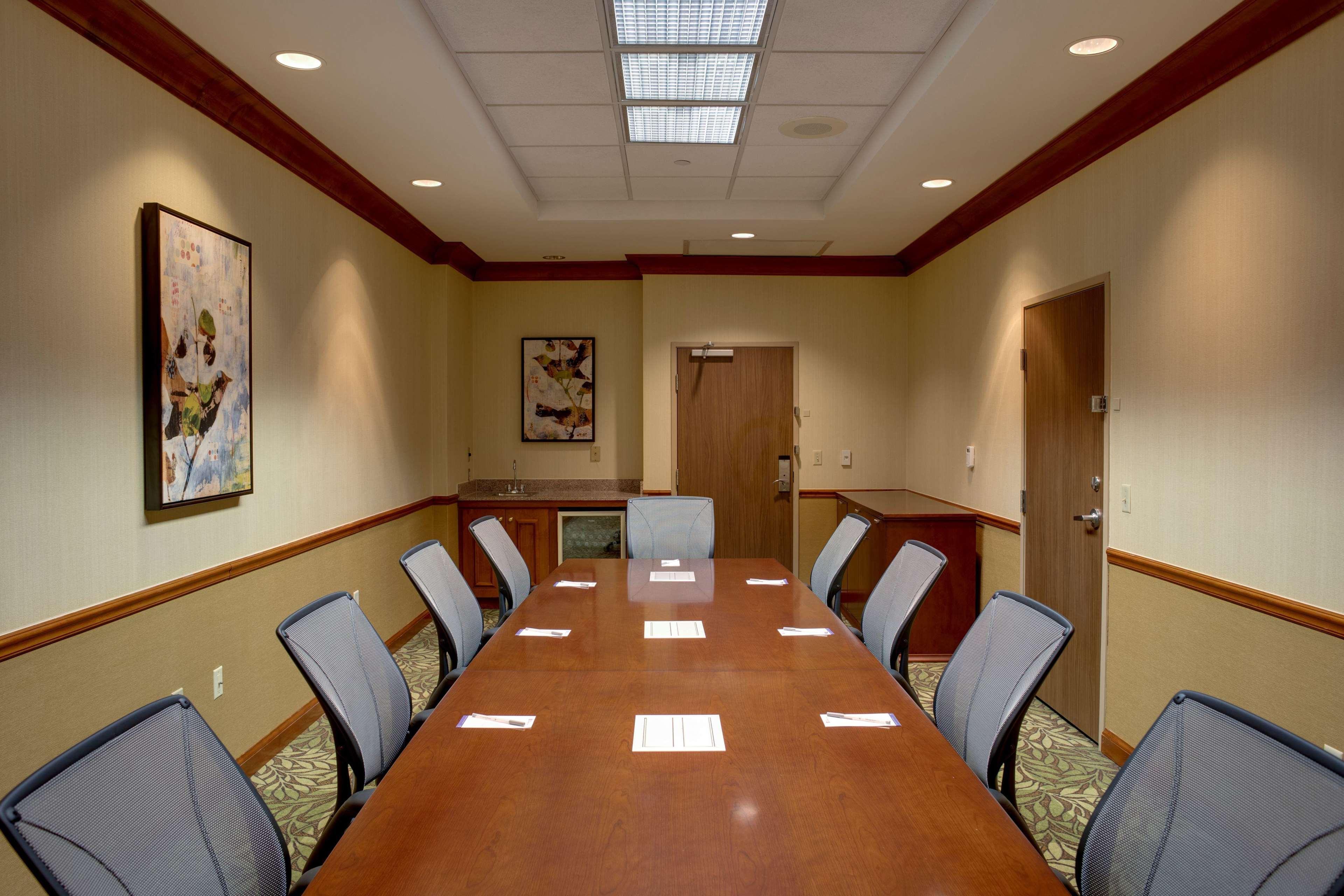 Hilton Garden Inn Oklahoma City Airport Esterno foto