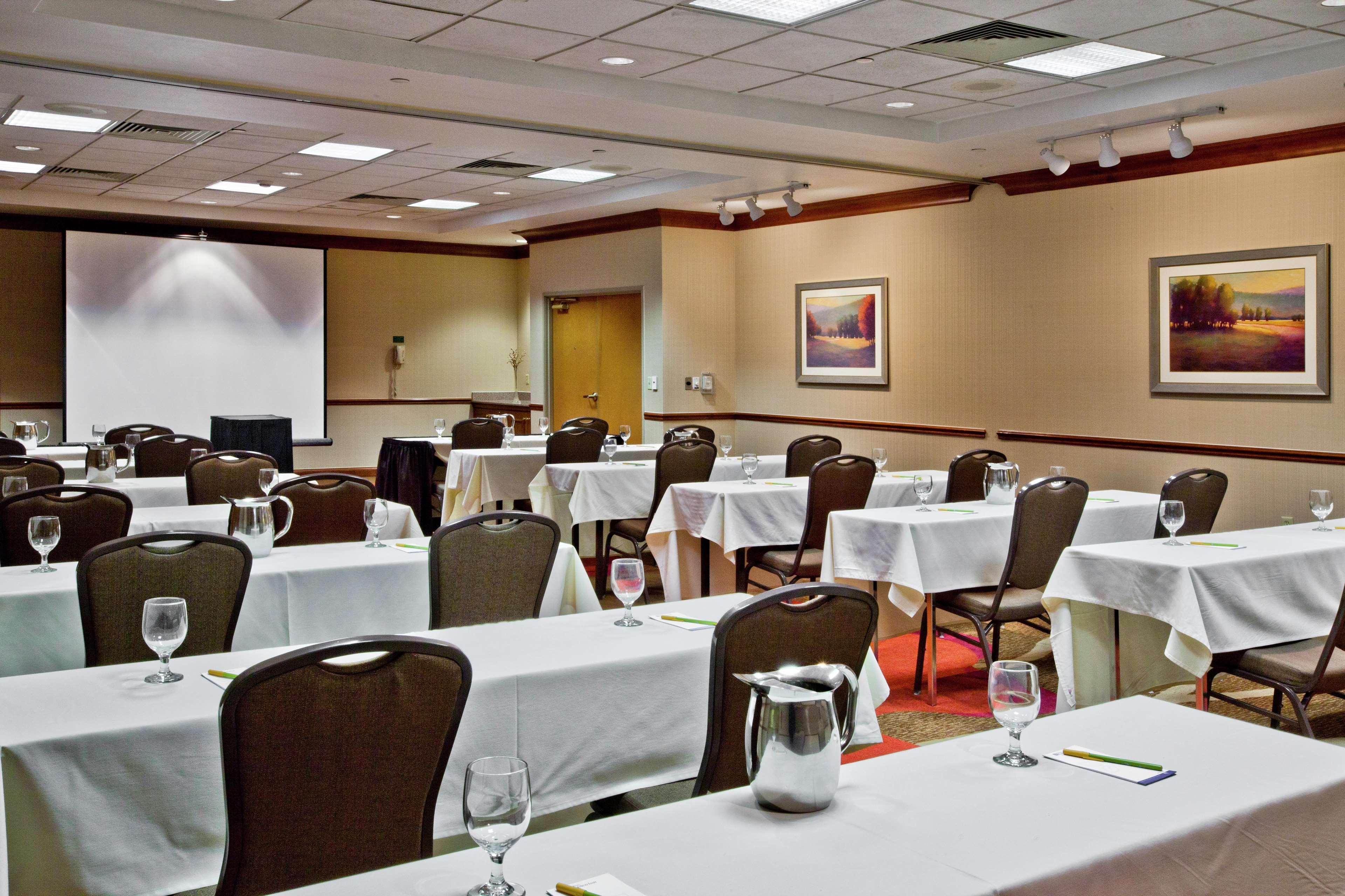 Hilton Garden Inn Oklahoma City Airport Esterno foto